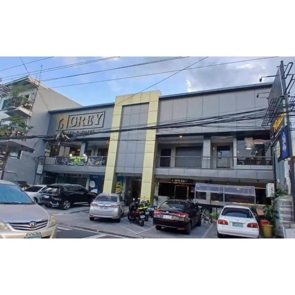 Townhouse Oak Grey Hotel Near Clark International Airport, hotel em Pampang