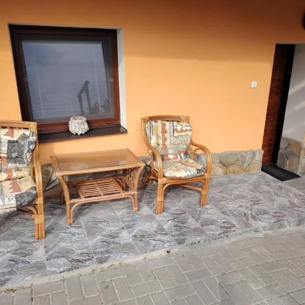 Apartmán LUKA 3, hotel in Buchlovice