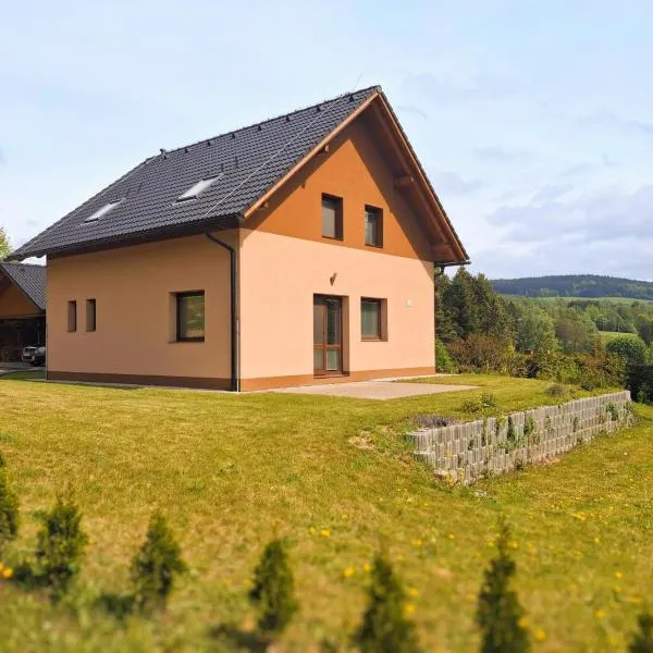 Ubytování Dědinka、Mladkovのホテル