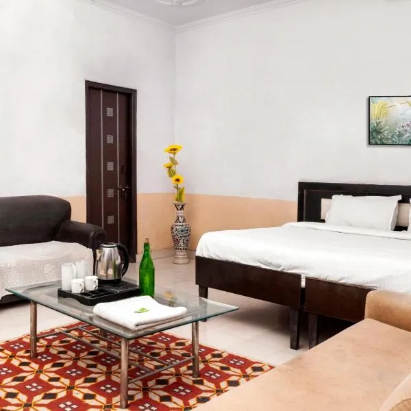 Hotel Sunrise Inn, hotel v destinaci Noida