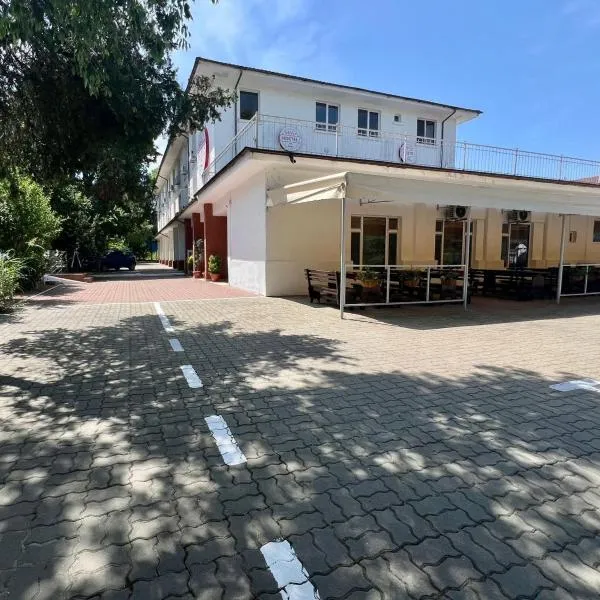 Hostel Bistrița, hotel v destinaci Eforie Sud