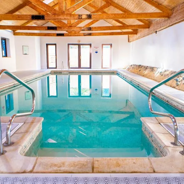 Church Farm Country Cottages, hotel in Bradford on Avon