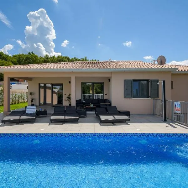 Villa Paradise, hotell i Labin