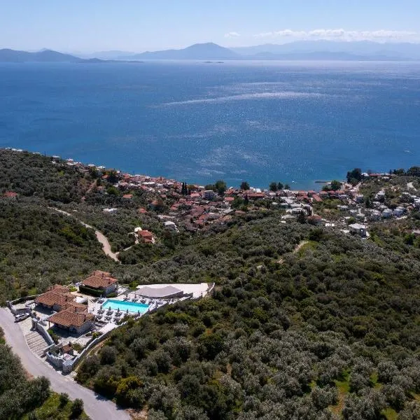 Karavia Lux Inn, hotel v destinaci Áfissos