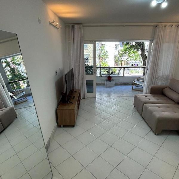 Enorme Apartamento 3 Quartos Barra Graça Perto da Praia do Porto da Barra
