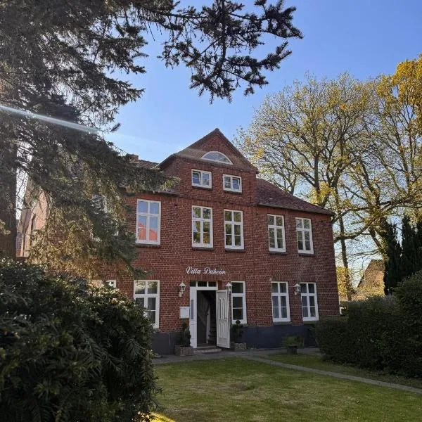 Landhaus Villa Daheim, hotel v destinaci Heiligenhafen