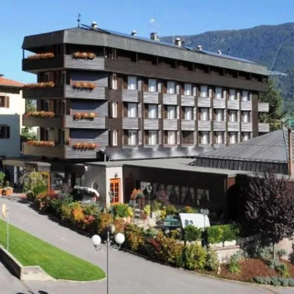 Hotel Henriette, hotel v destinácii Malè