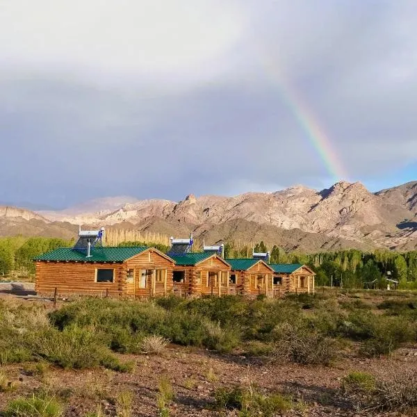 Cabañas Tierra Adentro, hotel a Uspallata