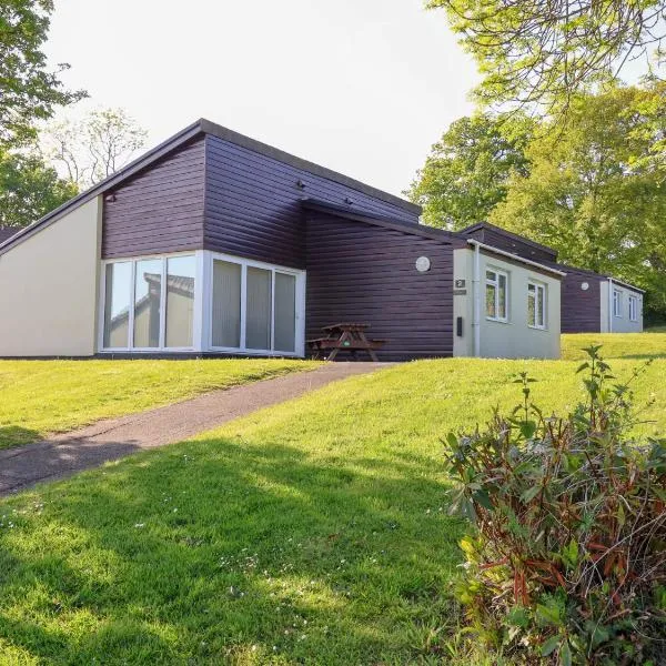 Harcombe House Bungalow 2, hotel in Newton Abbot