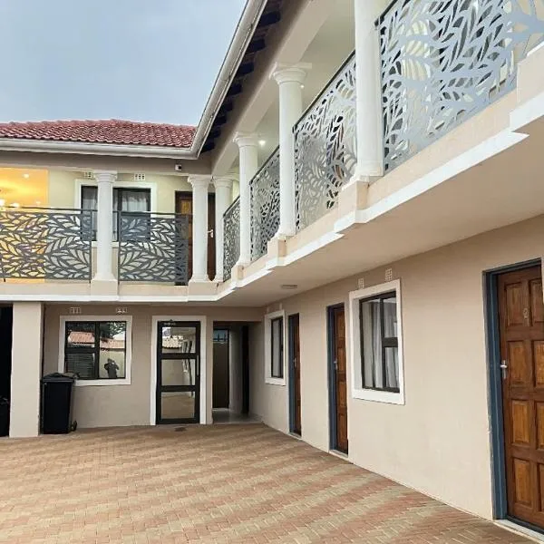 Godide Guesthouse, hotel di Vosloorus