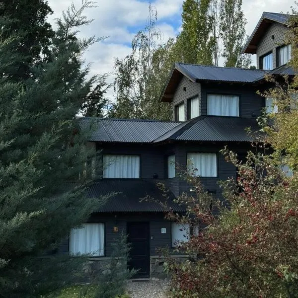 Cabañas La Cascada Huilen, hotel v destinaci San Martín de los Andes