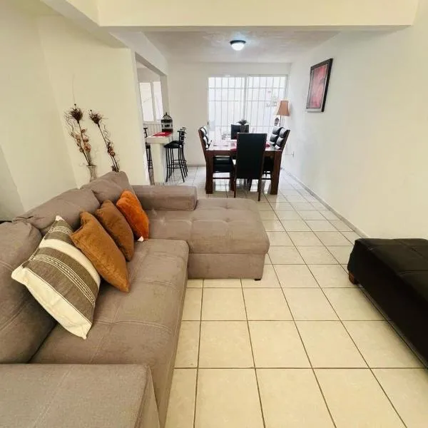 Super zona comercial y cerca de todo, hotel v destinaci Tejeda