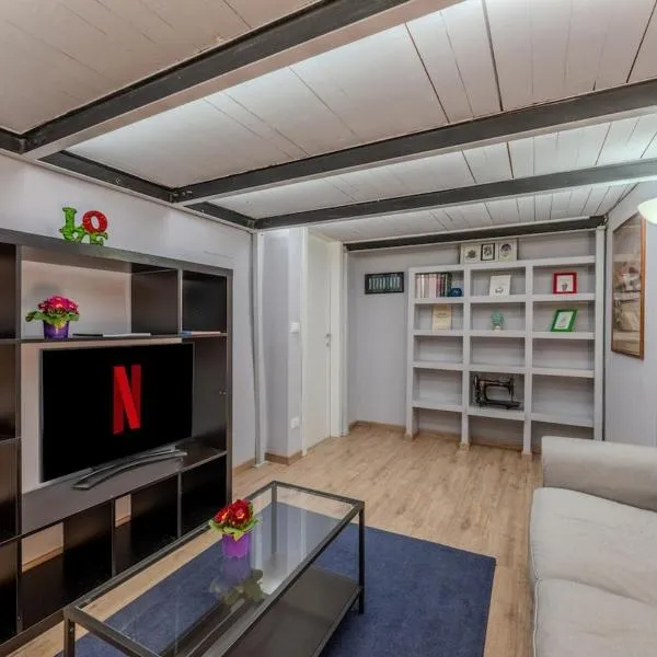 Acquario a 200m Prestigioso Loft in centro con WiFi, hotel a Genova