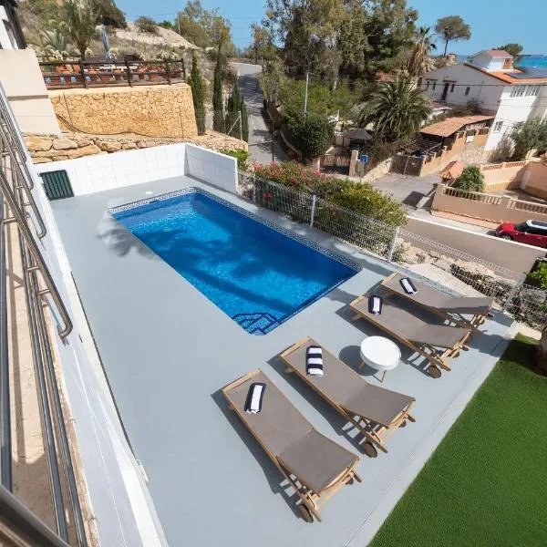 Chalet with sea view from Alicante, hotel v destinaci El Campello