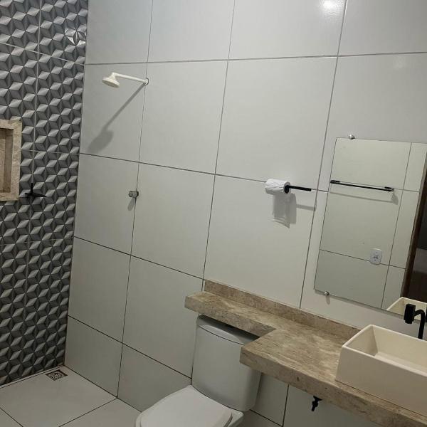 Casa Ampla com 5 camas e 2 quartos - Foto 3