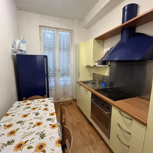 Magic House - splendido Trilocale nel Budello, hotel v destinaci Alassio