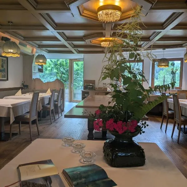 Hotel Alpenblick, hotel Sarntalban
