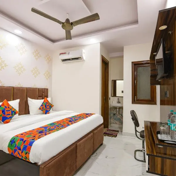 FabHotel NP International, hotel v destinaci Jāmb