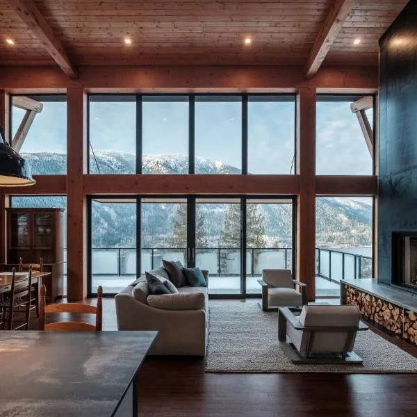 Luxe Modern Timberframe - Iconic Panorama Views with AC, hotel v destinaci Nelson