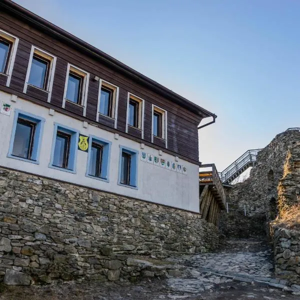 Hrad Tolštejn - turistické ubytování, hotell sihtkohas Jiřetín pod Jedlovou