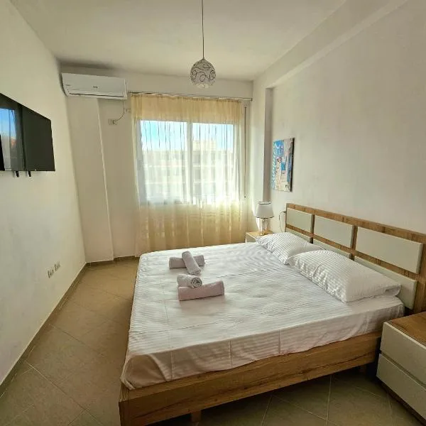 Vlora Beach Apartment Orikum, hotel in Orikum