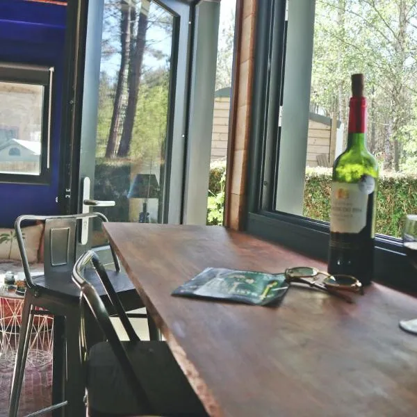 Tiny House Nouvelle annonce Boho Ocean, hotel v destinaci Naujac-sur-Mer