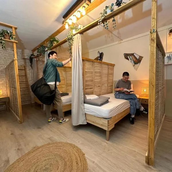 Baloo Hostel, hotell Ateenas