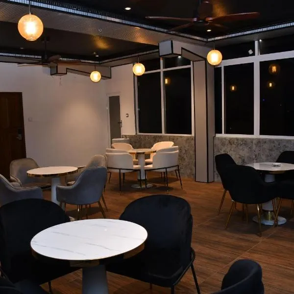 Ez Stay Guesthouse, hotel in Colombo