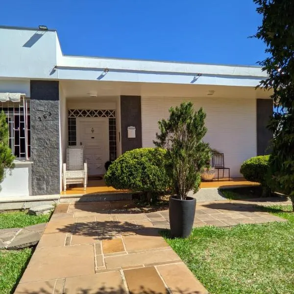 Pousada Cyprianos, hotel in Júlio de Castilhos