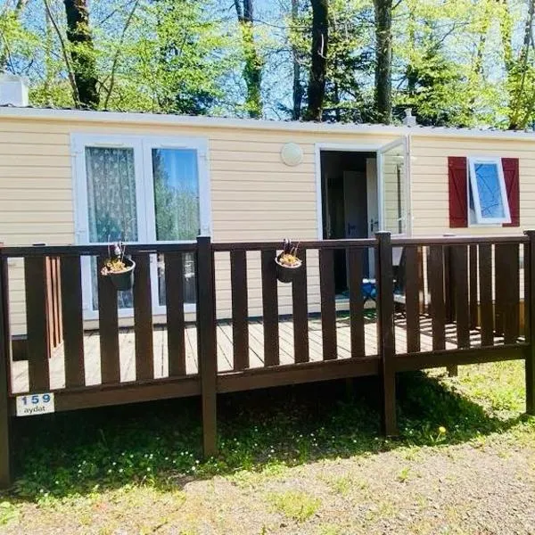Mobil-home 159 camping Les Clarines, Hotel in La Bourboule
