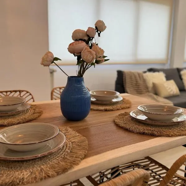 Encamp con encanto Apto con 2 hab WiFi y Pk, hotel in Encamp