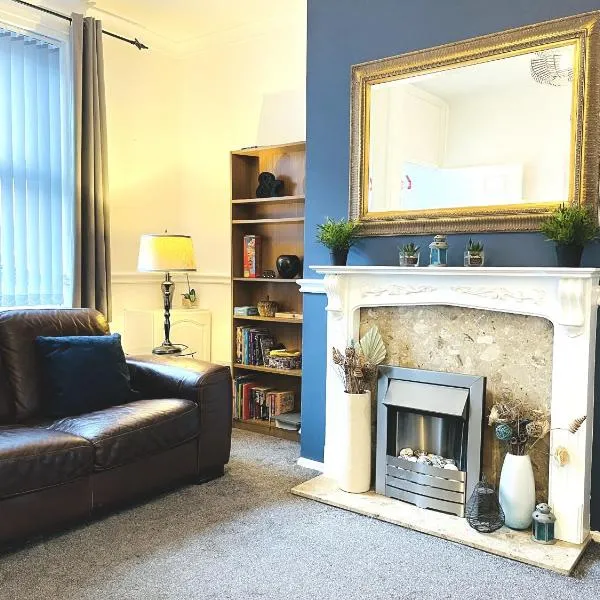 Ideal 2 bed pay-as-you-stay home in Widnes sleeps 5, ξενοδοχείο σε Halton