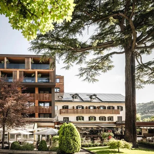 Hotel Löwenhof, hotel Bressanonéban