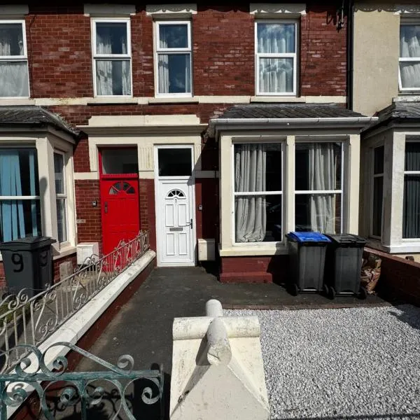 Harmony House - Close to Blackpool FC - Excellent Transport Links - Sleeps up to 6, hotell sihtkohas Blackpool