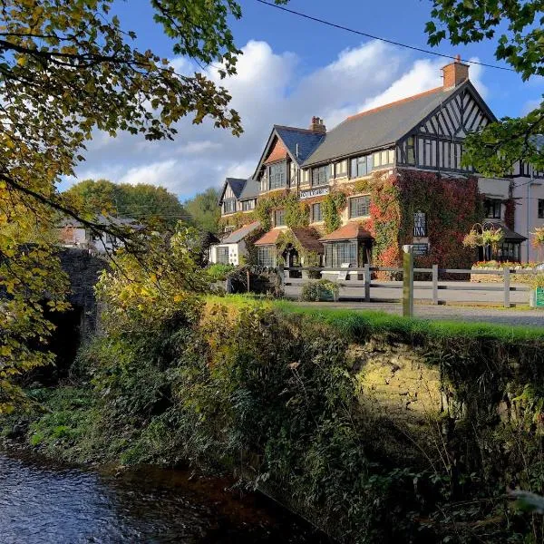 Exmoor White Horse Inn, מלון בExford