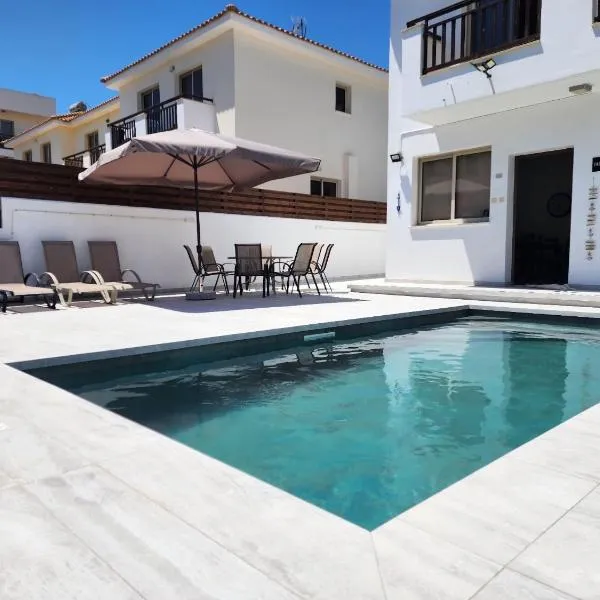 Yama's Villa - Polyxenia luxury, protaras, cyprus, hotel in Protaras