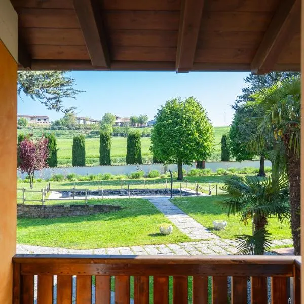 Borgo Segreto del Garda, hotelli kohteessa Monzambano
