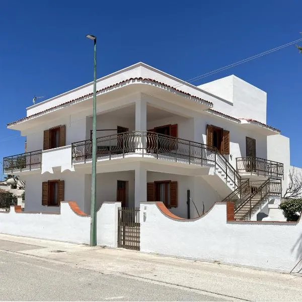 Triscina di Selinunte - Villa a 50 m dal mare, hotel v destinaci Triscina