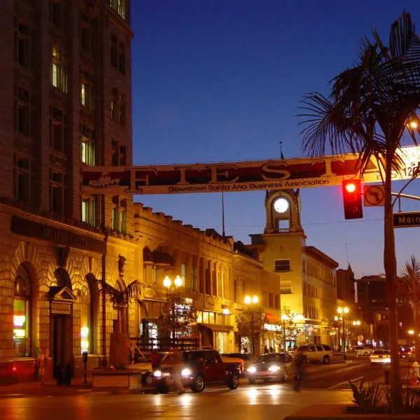 Orange County Homes, hotel in Santa Ana
