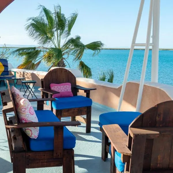 Casa Kootenay Waterfront Bnb, hotel in La Paz