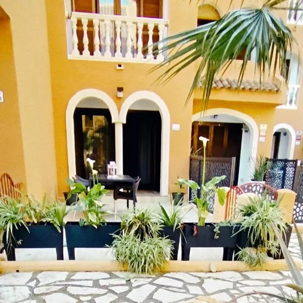 Apartamento en cala Manzanera, hotel a Calp