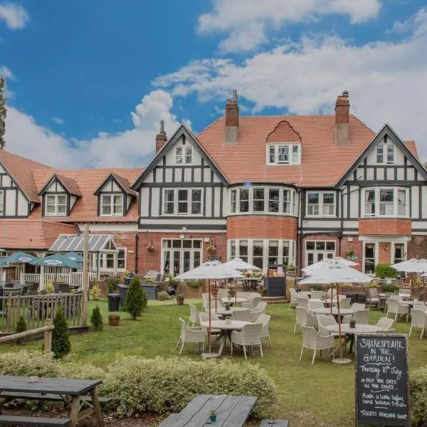 The White Buck, hotel a Burley