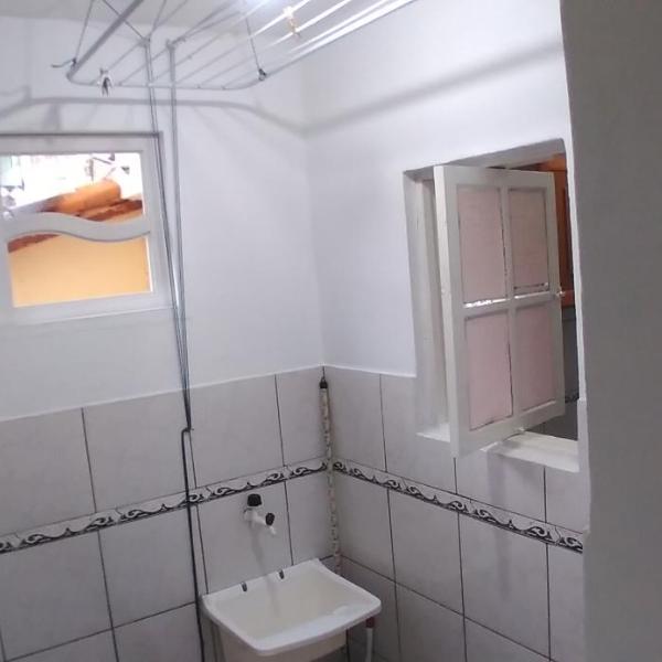 CASA CENTRO RIO DAS OSTRAS COM WI-FI INTERNET KITNET GRANDE ATÉ 6 Pessoas - Foto 3