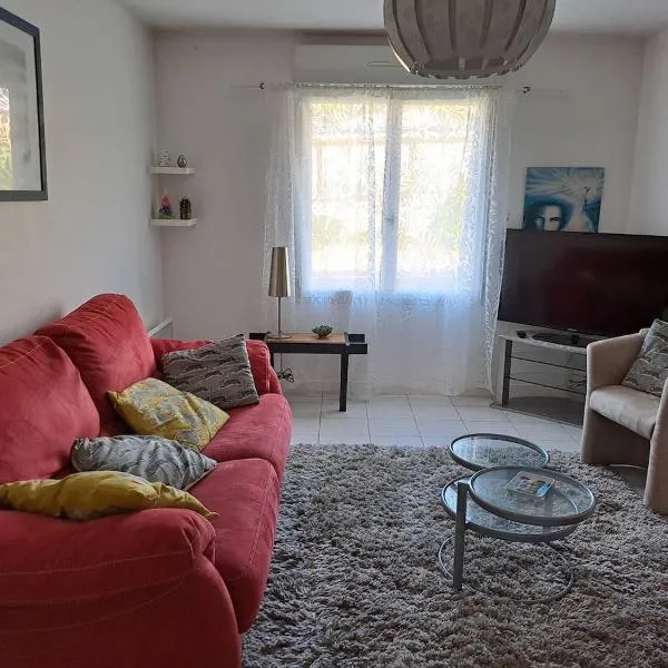 Trégastel Appartement 50 m de la plage, hotel em Trégastel