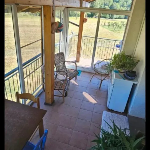 Affittacamere Noi- Casa vacanza, hotel v destinaci Attimis