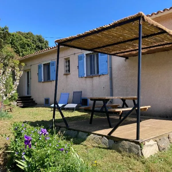 Gîte chez Arthur, hotel v destinaci Vezzani