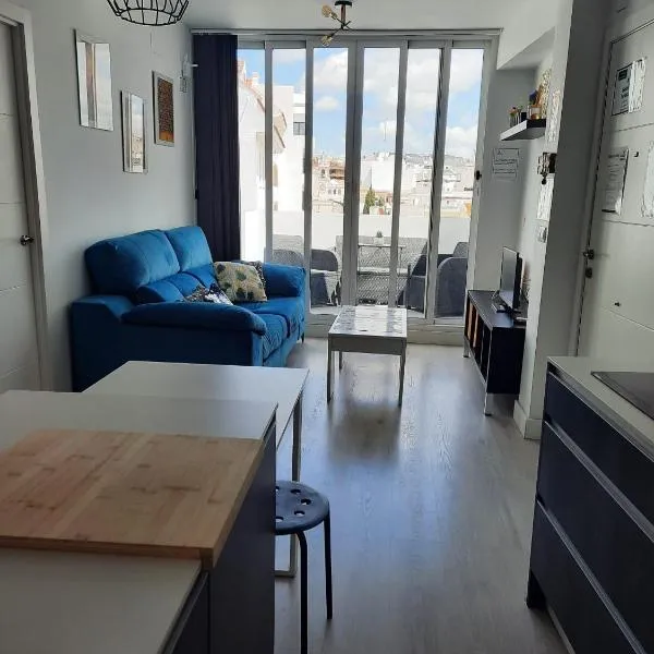 Ático centro Huelva con parking, hotel en Huelva