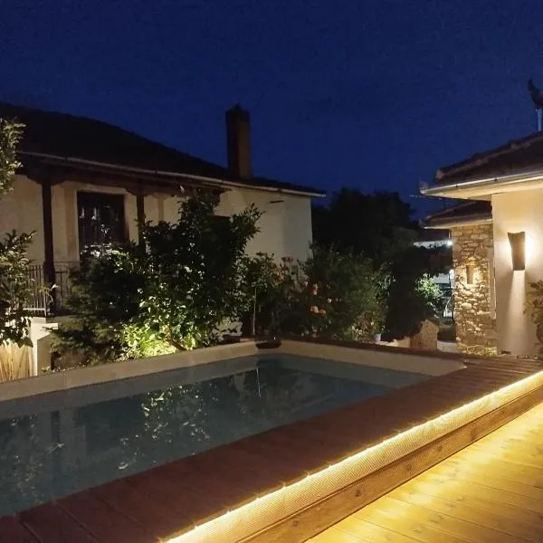 Oneiropetra Luxury House, отель в городе Аргаласти