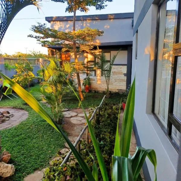 Shalakwe Hills-Inn Guesthouse Kasane، فندق في كاسان