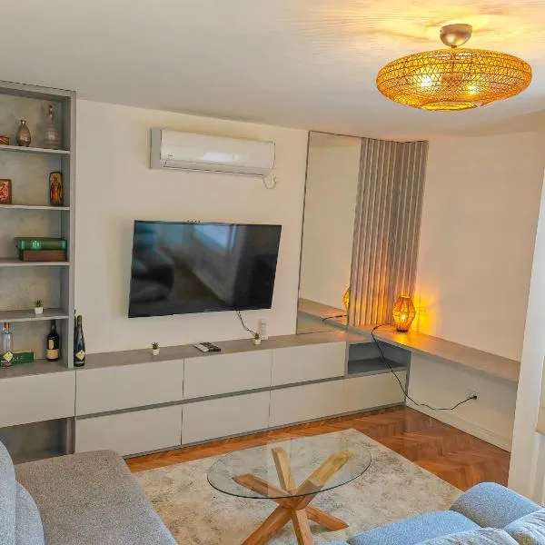 Apartman Petar-Spacious Friendly Stay in the Heart of Budva, hotel Budvában
